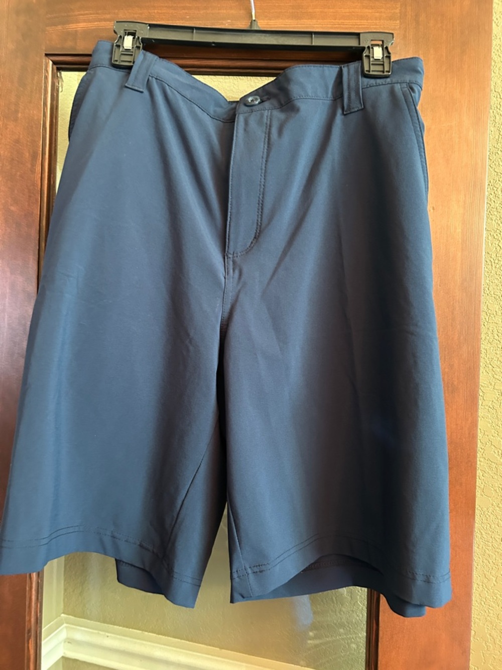 Men's Flat Front Navy Shorts Size 38 #190